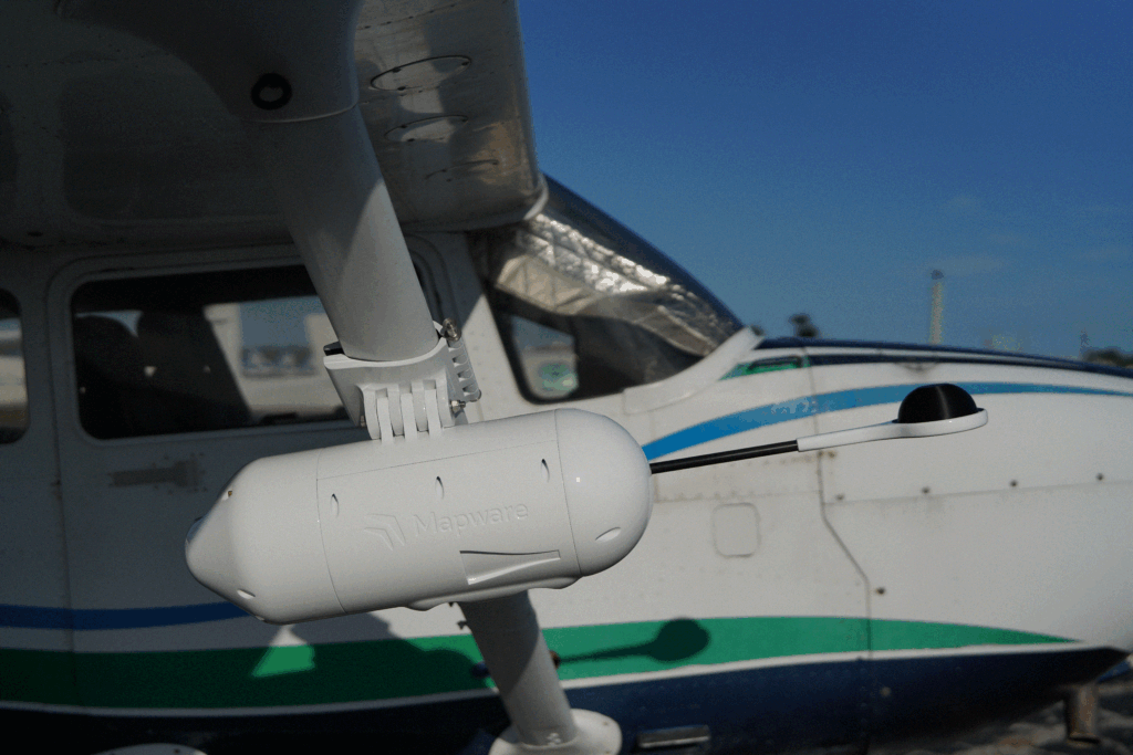 iXM POD on wing strut
